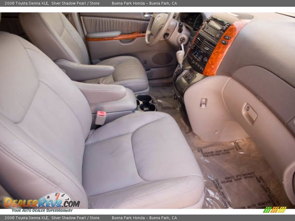 2008 Toyota Sienna XLE Silver Shadow Pearl / Stone Photo #23