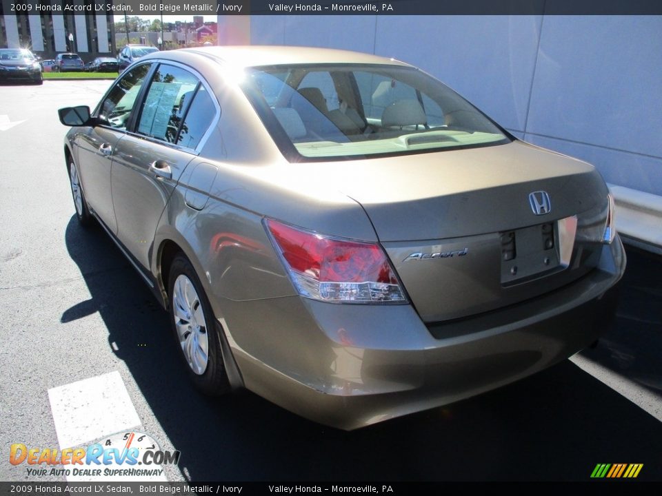 2009 Honda Accord LX Sedan Bold Beige Metallic / Ivory Photo #3