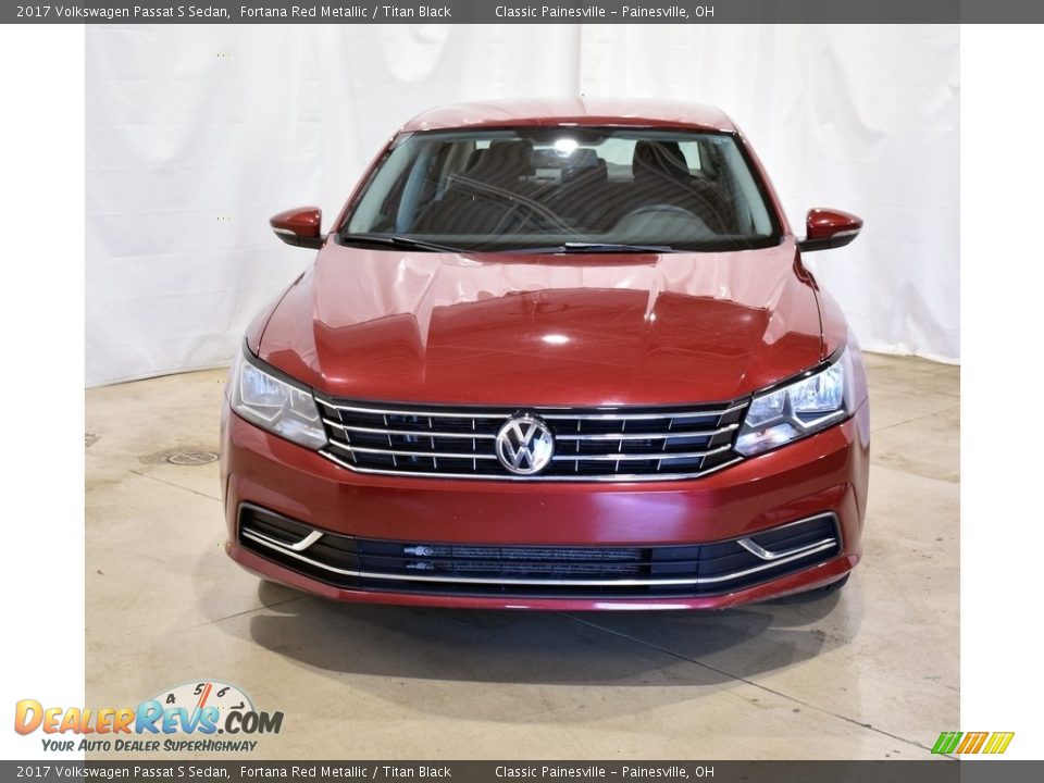 2017 Volkswagen Passat S Sedan Fortana Red Metallic / Titan Black Photo #4