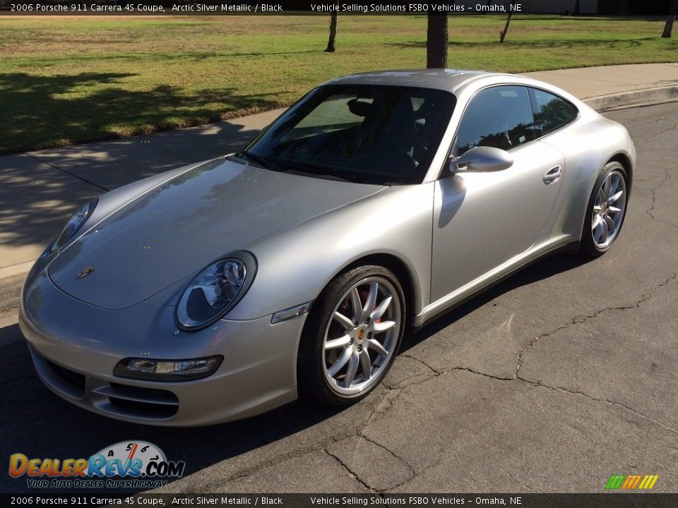 Front 3/4 View of 2006 Porsche 911 Carrera 4S Coupe Photo #20