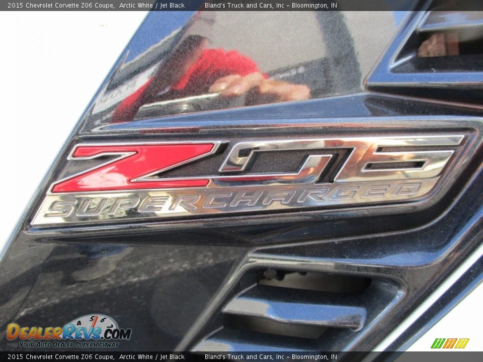 2015 Chevrolet Corvette Z06 Coupe Logo Photo #28