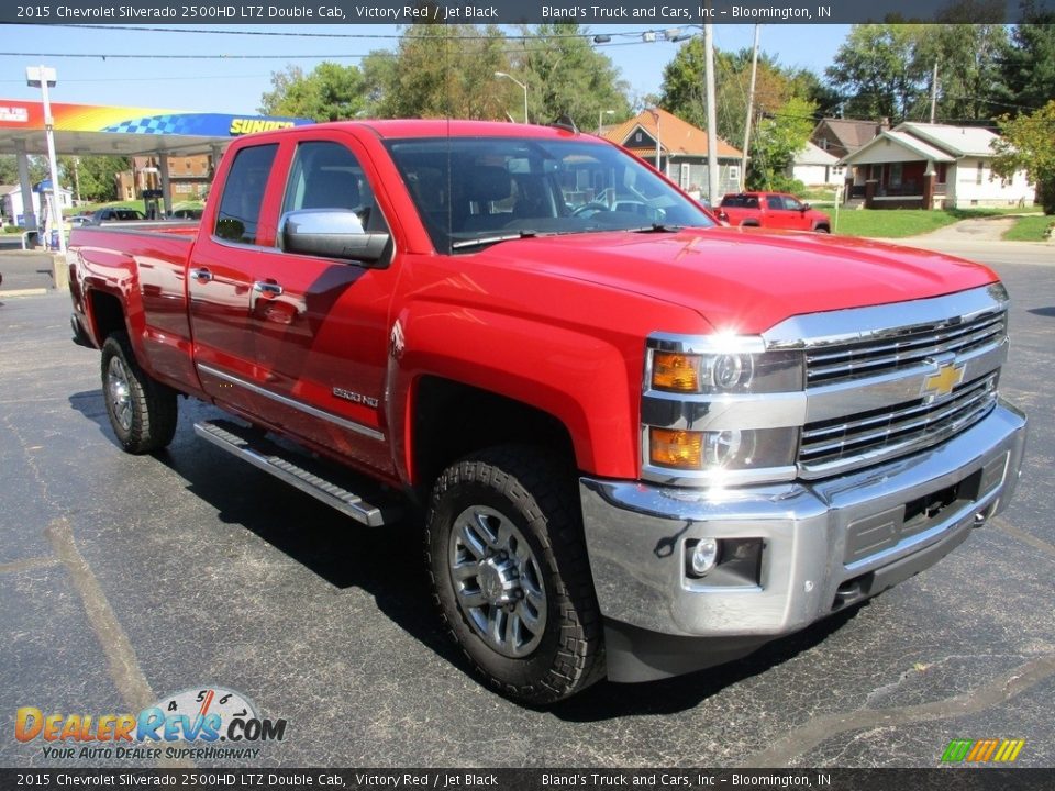Front 3/4 View of 2015 Chevrolet Silverado 2500HD LTZ Double Cab Photo #5