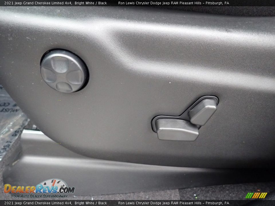 2021 Jeep Grand Cherokee Limited 4x4 Bright White / Black Photo #17