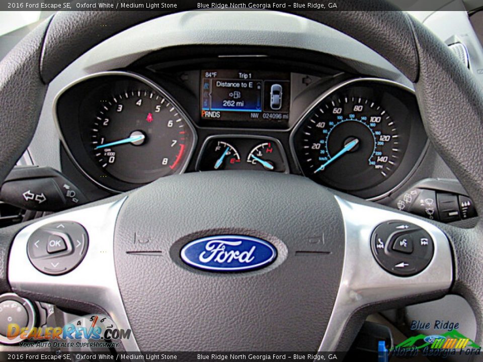 2016 Ford Escape SE Oxford White / Medium Light Stone Photo #17