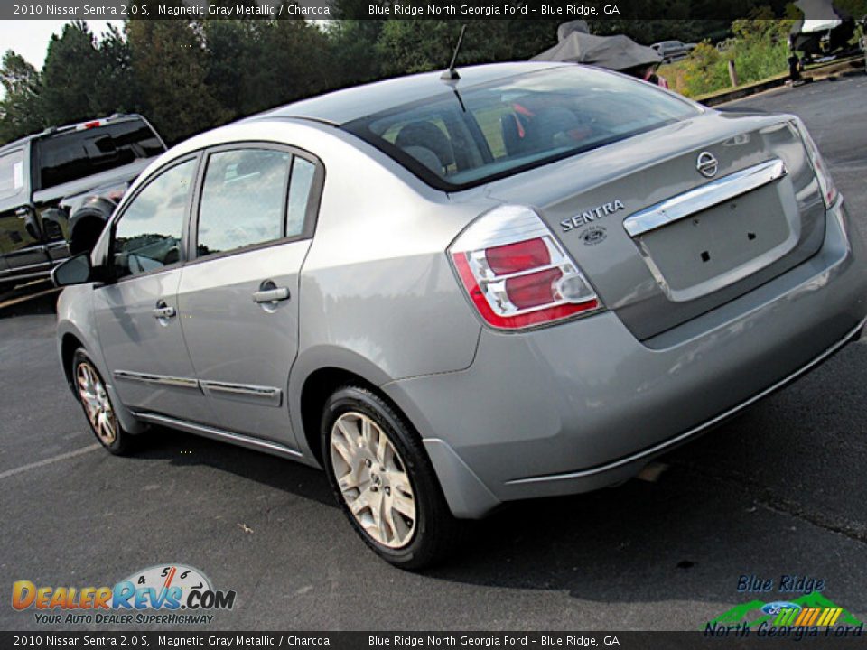 2010 Nissan Sentra 2.0 S Magnetic Gray Metallic / Charcoal Photo #21