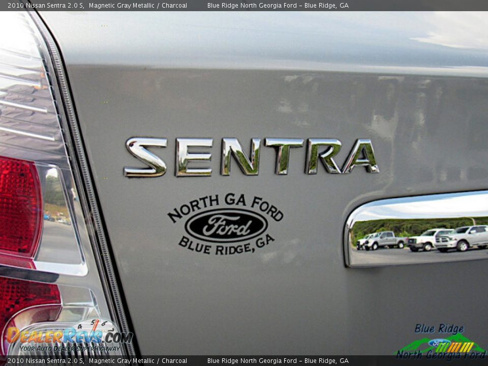 2010 Nissan Sentra 2.0 S Magnetic Gray Metallic / Charcoal Photo #22