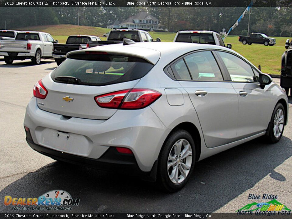 2019 Chevrolet Cruze LS Hatchback Silver Ice Metallic / Black Photo #5