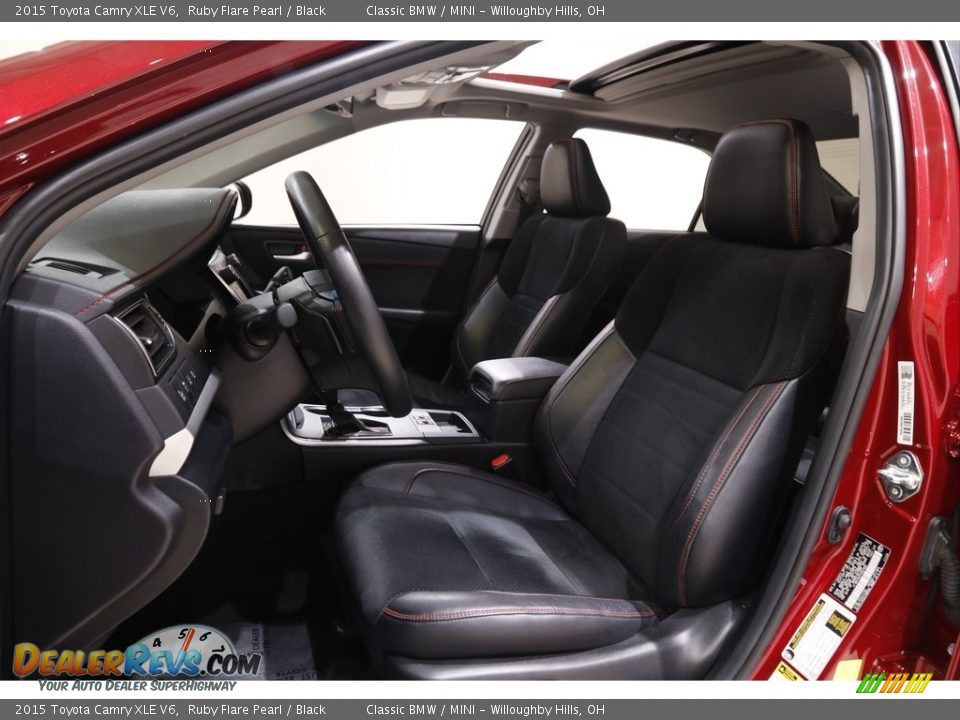 Front Seat of 2015 Toyota Camry XLE V6 Photo #5