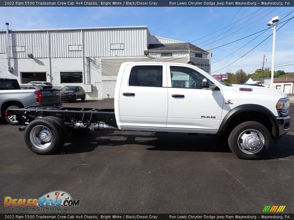 2022 Ram 5500 Tradesman Crew Cab 4x4 Chassis Bright White / Black/Diesel Gray Photo #6