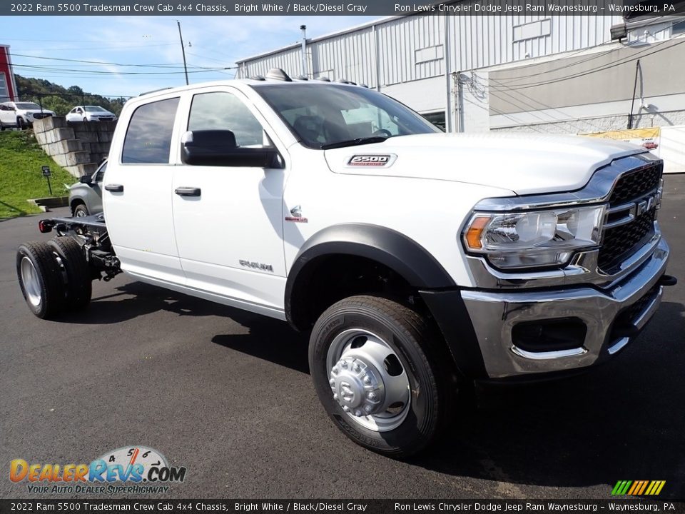 2022 Ram 5500 Tradesman Crew Cab 4x4 Chassis Bright White / Black/Diesel Gray Photo #7