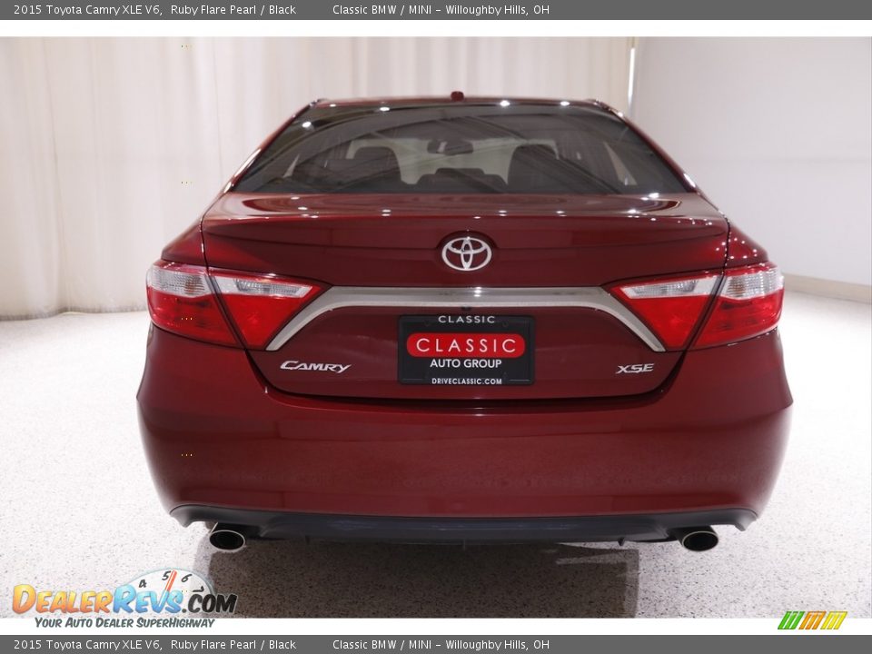 2015 Toyota Camry XLE V6 Ruby Flare Pearl / Black Photo #19