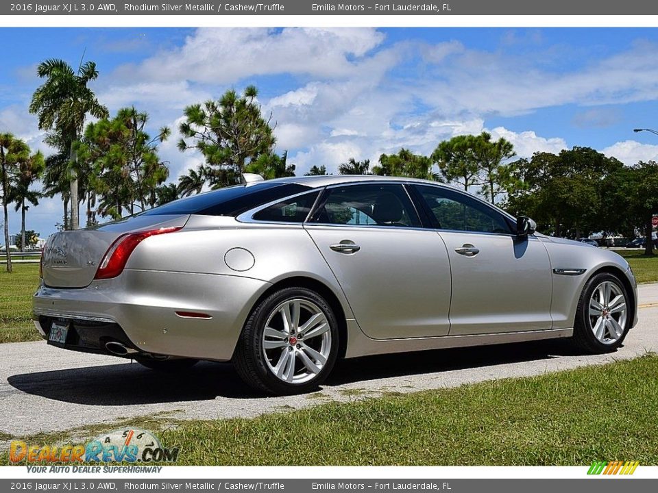 Rhodium Silver Metallic 2016 Jaguar XJ L 3.0 AWD Photo #3