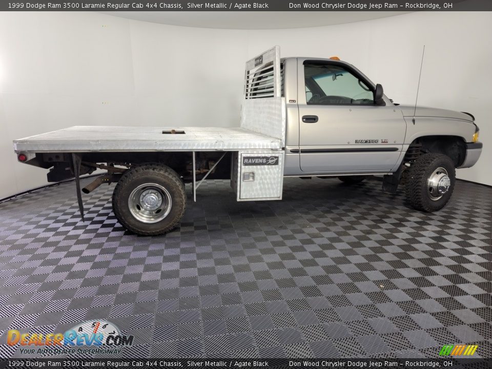 Silver Metallic 1999 Dodge Ram 3500 Laramie Regular Cab 4x4 Chassis Photo #9