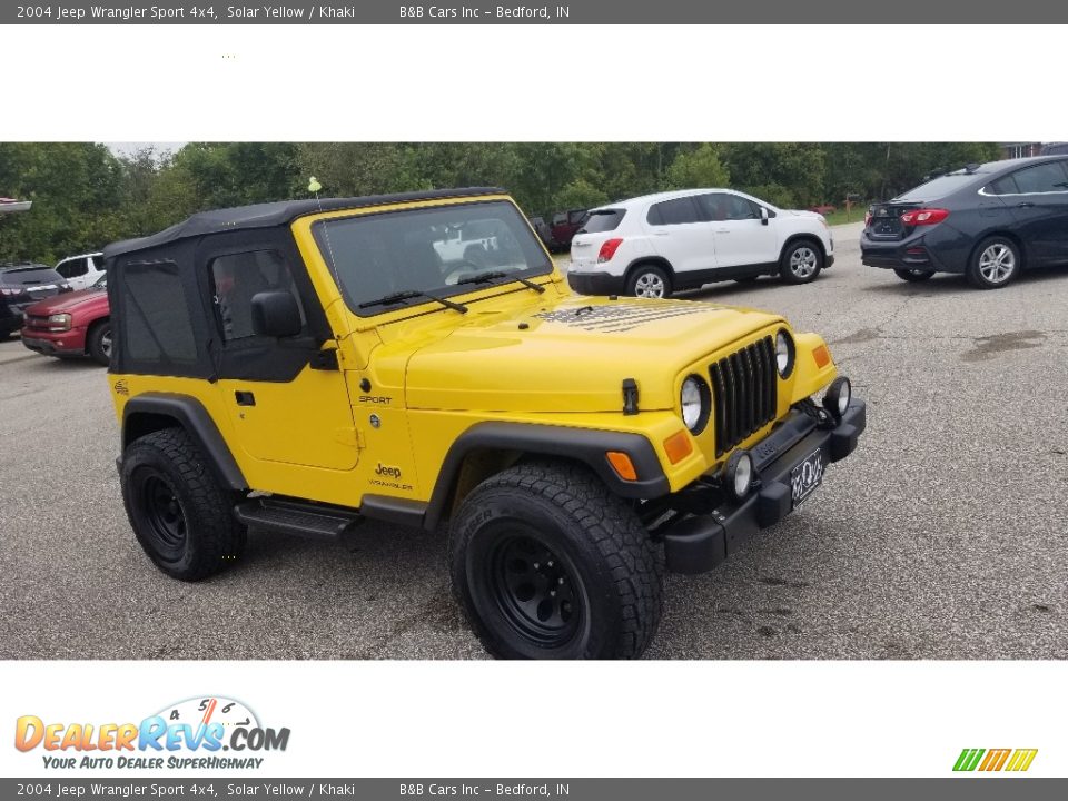 2004 Jeep Wrangler Sport 4x4 Solar Yellow / Khaki Photo #6