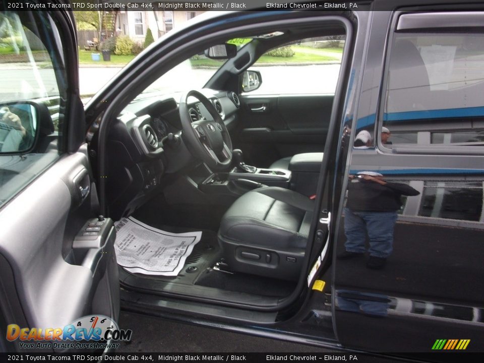 2021 Toyota Tacoma TRD Sport Double Cab 4x4 Midnight Black Metallic / Black Photo #16