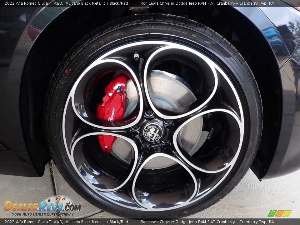 2022 Alfa Romeo Giulia Ti AWD Wheel Photo #10