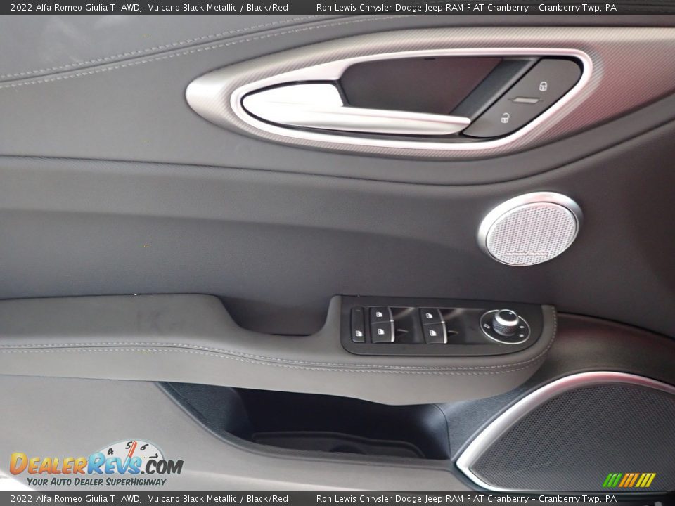 Door Panel of 2022 Alfa Romeo Giulia Ti AWD Photo #15