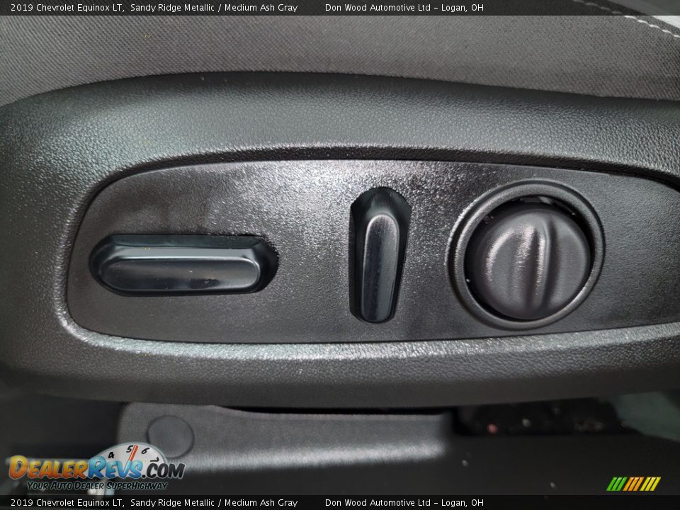 2019 Chevrolet Equinox LT Sandy Ridge Metallic / Medium Ash Gray Photo #17