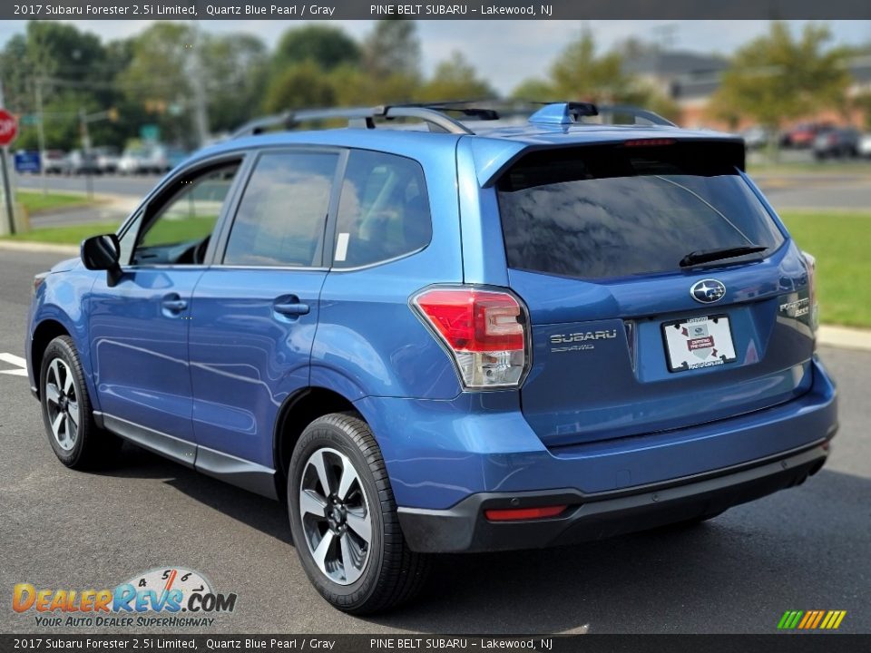 2017 Subaru Forester 2.5i Limited Quartz Blue Pearl / Gray Photo #5