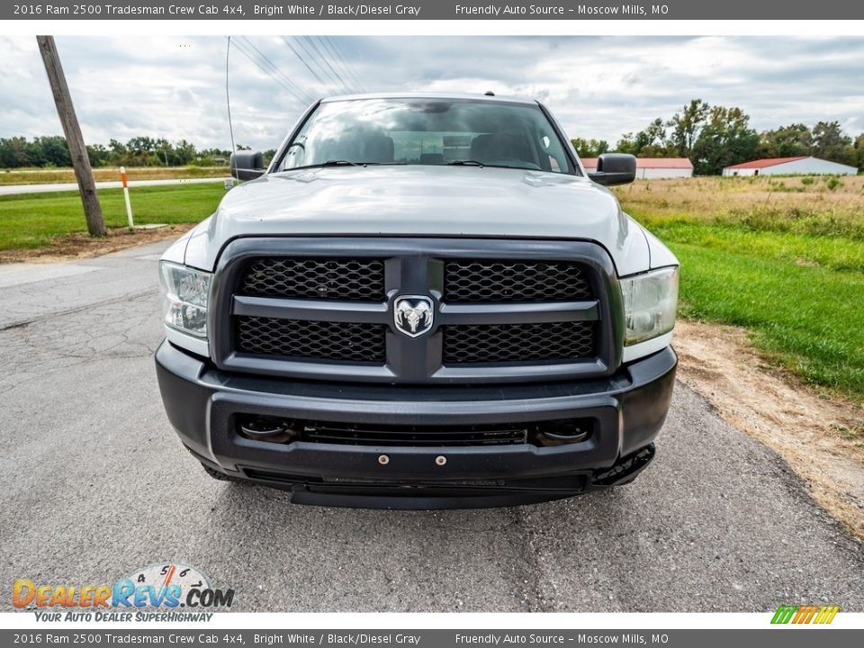 2016 Ram 2500 Tradesman Crew Cab 4x4 Bright White / Black/Diesel Gray Photo #9