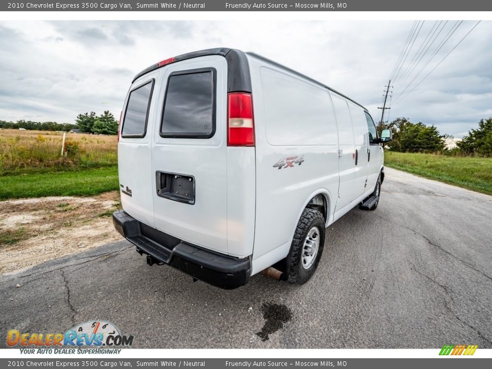 2010 Chevrolet Express 3500 Cargo Van Summit White / Neutral Photo #4