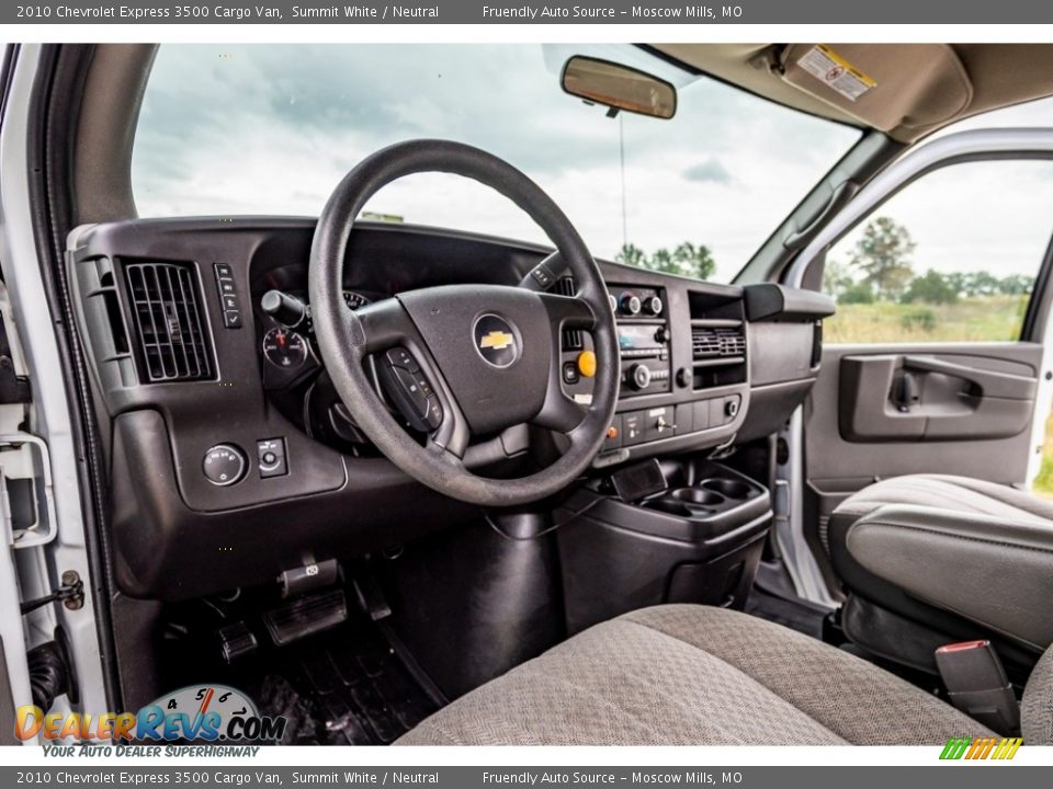 2010 Chevrolet Express 3500 Cargo Van Summit White / Neutral Photo #20