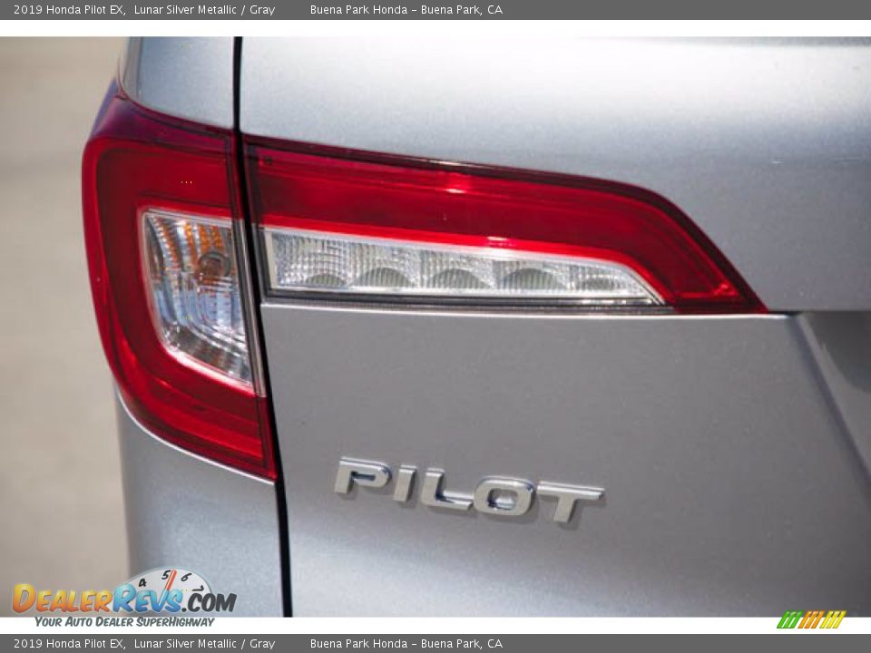 2019 Honda Pilot EX Lunar Silver Metallic / Gray Photo #10