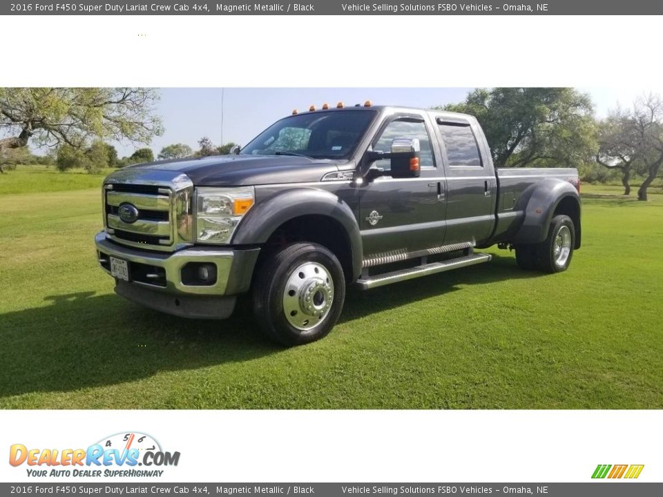 Front 3/4 View of 2016 Ford F450 Super Duty Lariat Crew Cab 4x4 Photo #1
