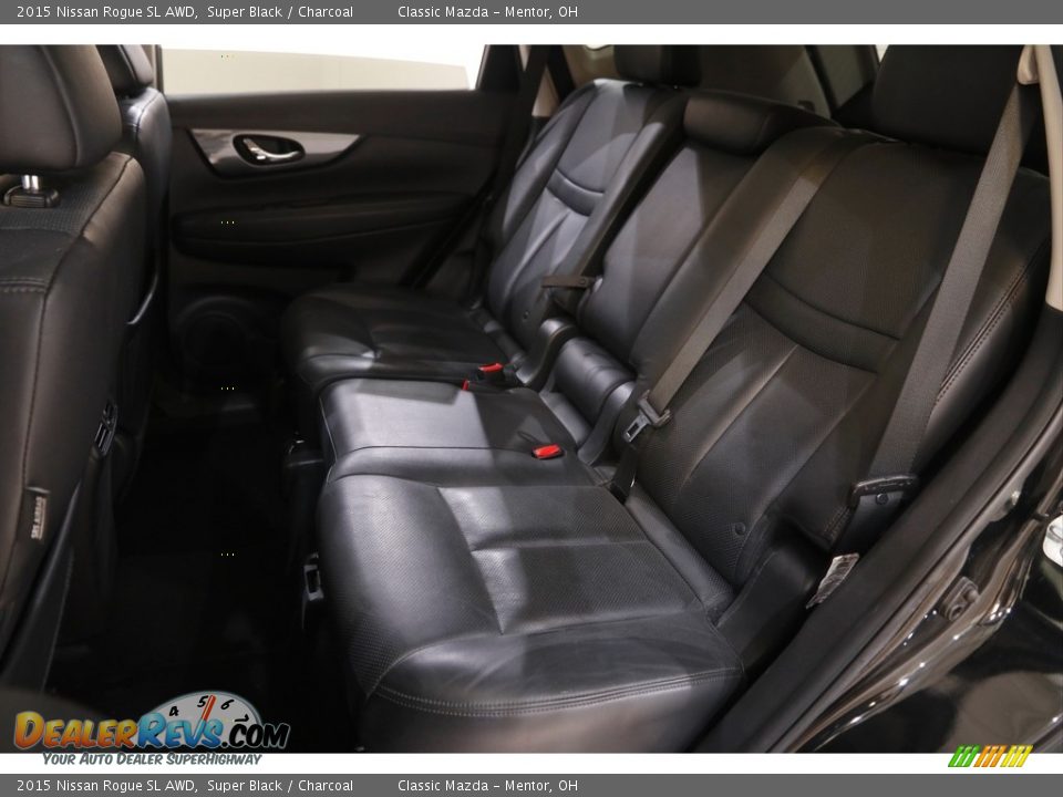2015 Nissan Rogue SL AWD Super Black / Charcoal Photo #17