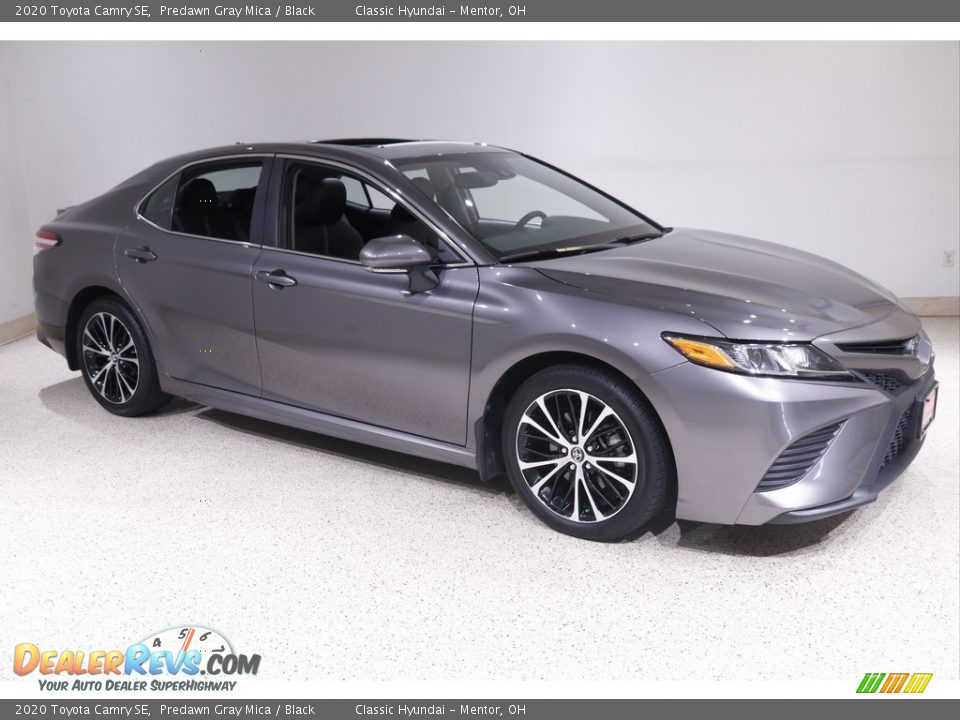 2020 Toyota Camry SE Predawn Gray Mica / Black Photo #1