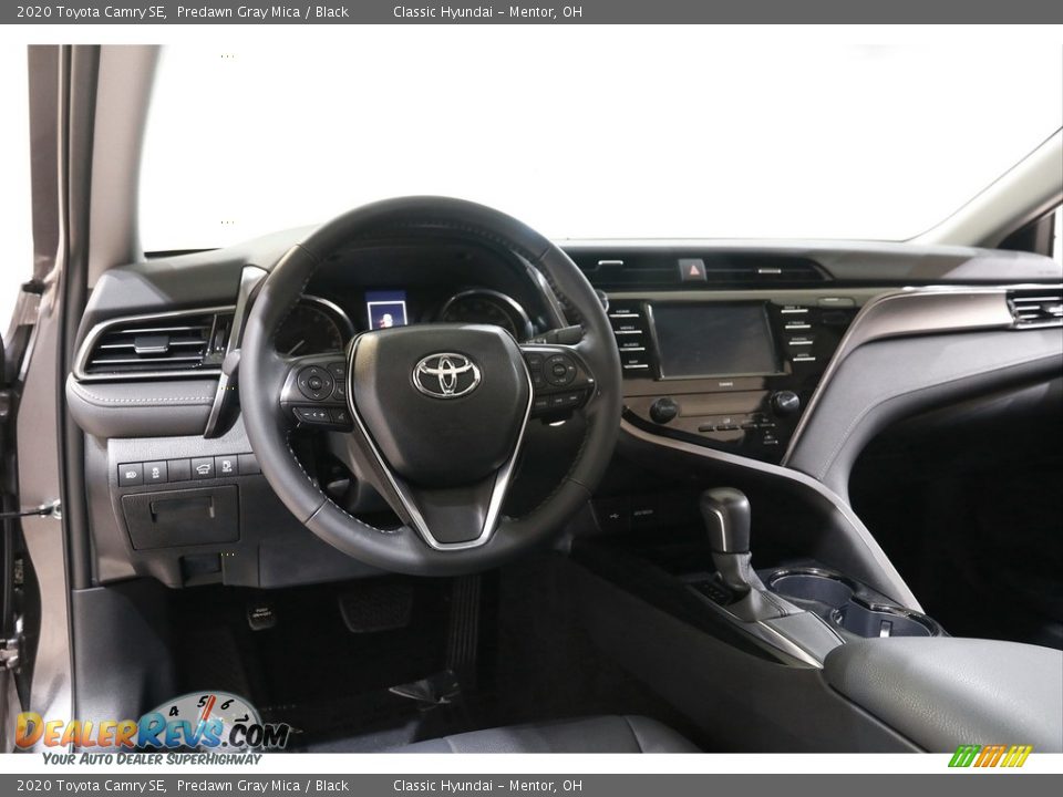 2020 Toyota Camry SE Predawn Gray Mica / Black Photo #6