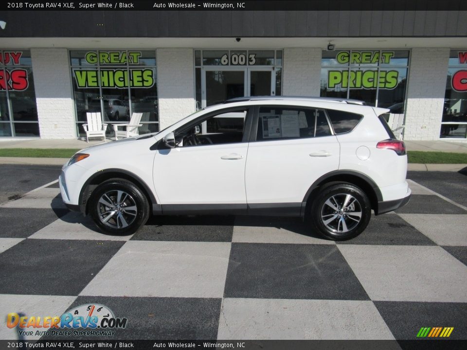 2018 Toyota RAV4 XLE Super White / Black Photo #1
