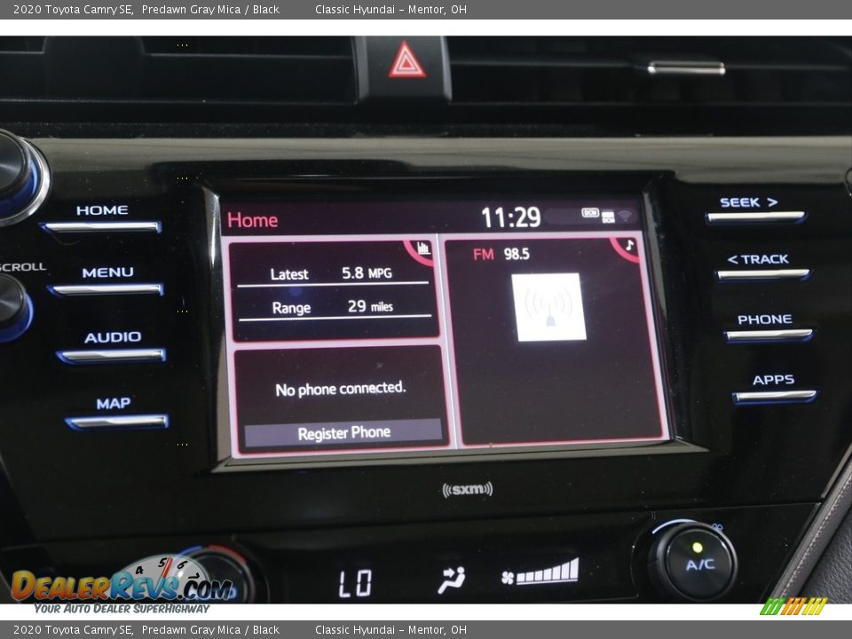 2020 Toyota Camry SE Predawn Gray Mica / Black Photo #10