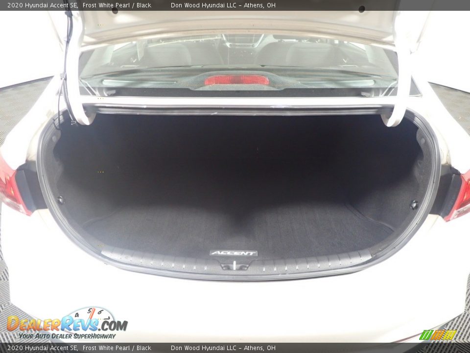2020 Hyundai Accent SE Frost White Pearl / Black Photo #15