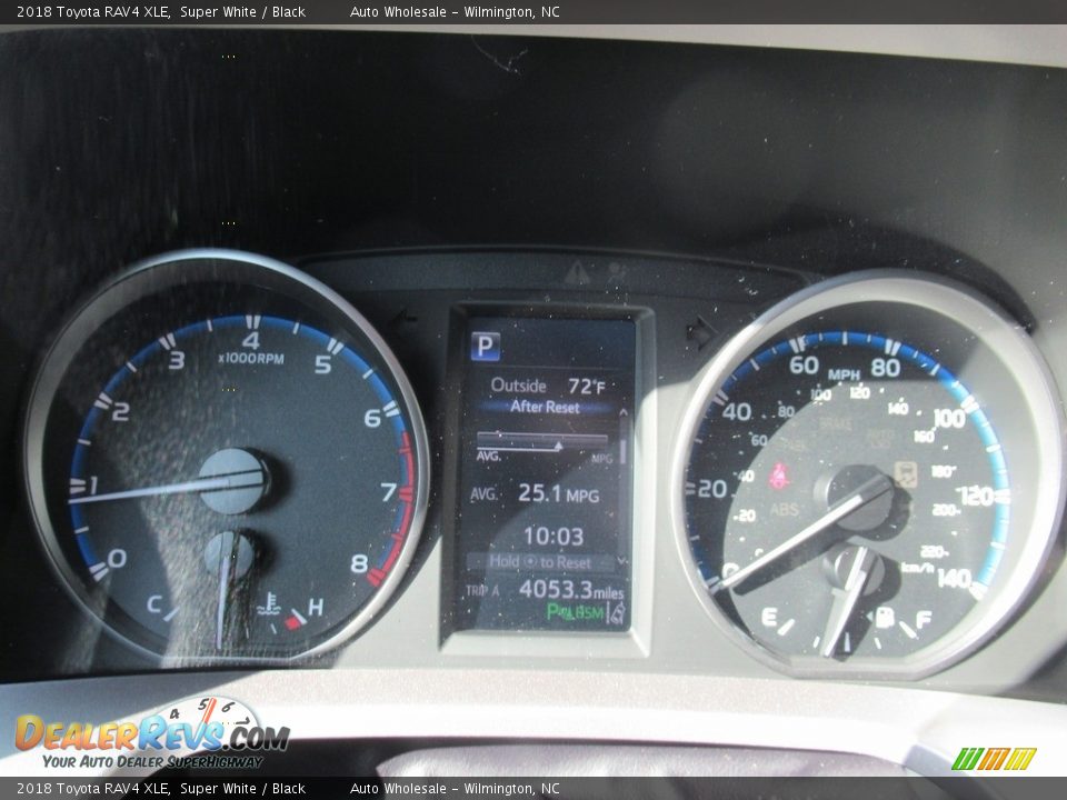 2018 Toyota RAV4 XLE Super White / Black Photo #17