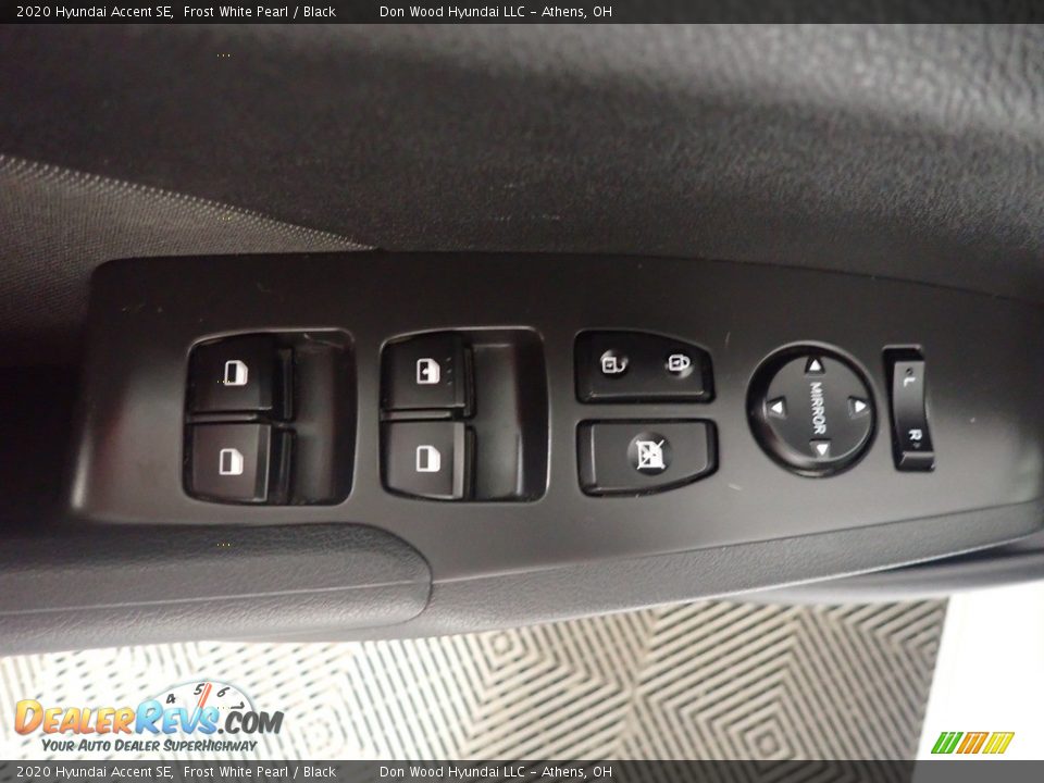 2020 Hyundai Accent SE Frost White Pearl / Black Photo #21