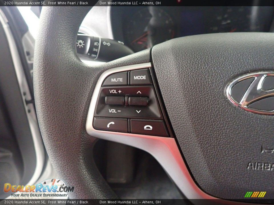 2020 Hyundai Accent SE Frost White Pearl / Black Photo #29