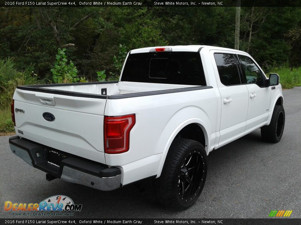 2016 Ford F150 Lariat SuperCrew 4x4 Oxford White / Medium Earth Gray Photo #7