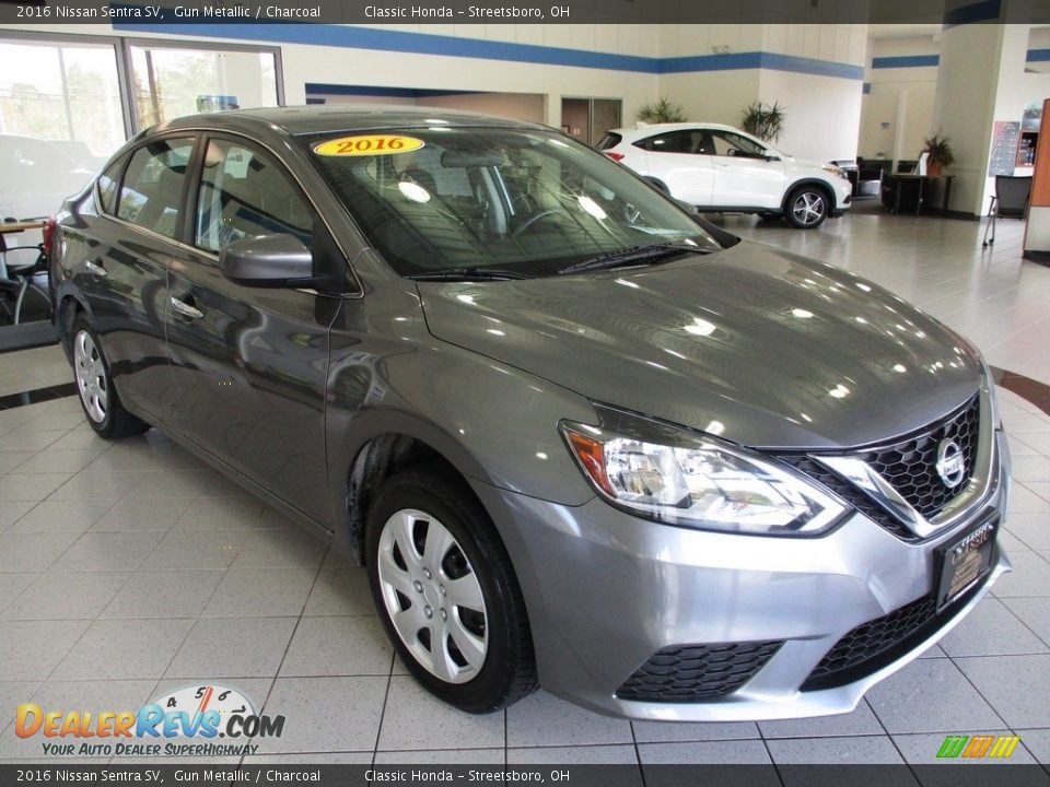 2016 Nissan Sentra SV Gun Metallic / Charcoal Photo #3