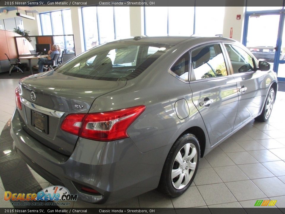 2016 Nissan Sentra SV Gun Metallic / Charcoal Photo #8