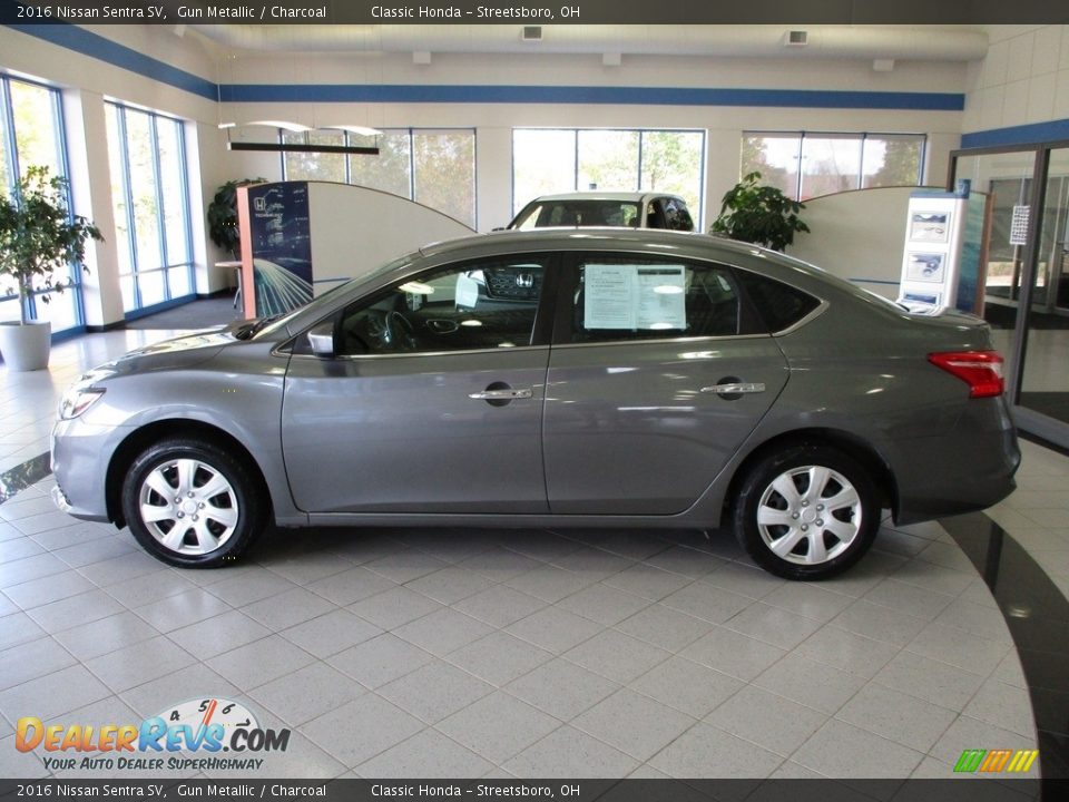 2016 Nissan Sentra SV Gun Metallic / Charcoal Photo #10