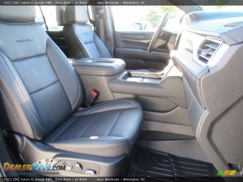 2021 GMC Yukon XL Denali 4WD Onyx Black / Jet Black Photo #13