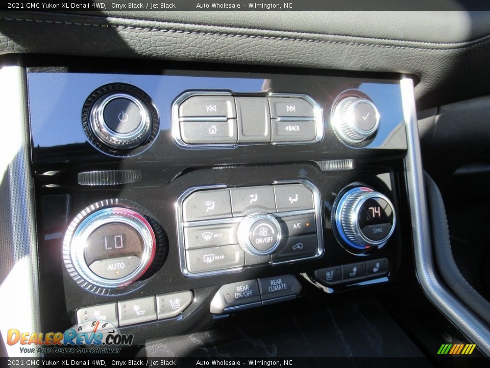 2021 GMC Yukon XL Denali 4WD Onyx Black / Jet Black Photo #19