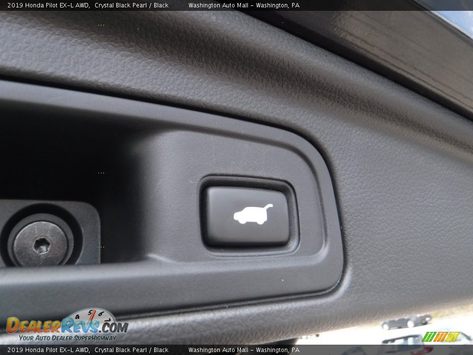 2019 Honda Pilot EX-L AWD Crystal Black Pearl / Black Photo #31
