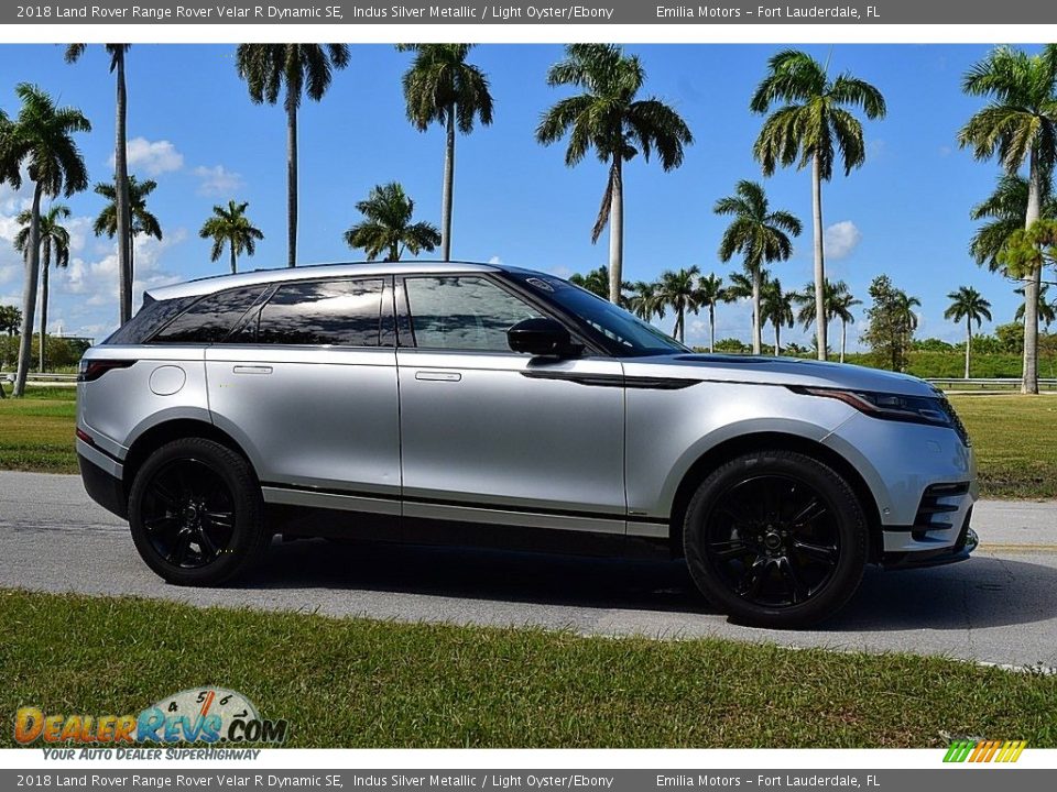 Indus Silver Metallic 2018 Land Rover Range Rover Velar R Dynamic SE Photo #2