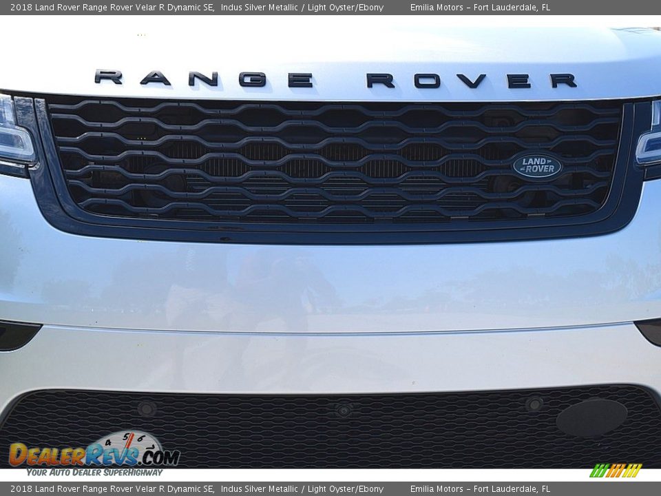 2018 Land Rover Range Rover Velar R Dynamic SE Indus Silver Metallic / Light Oyster/Ebony Photo #10