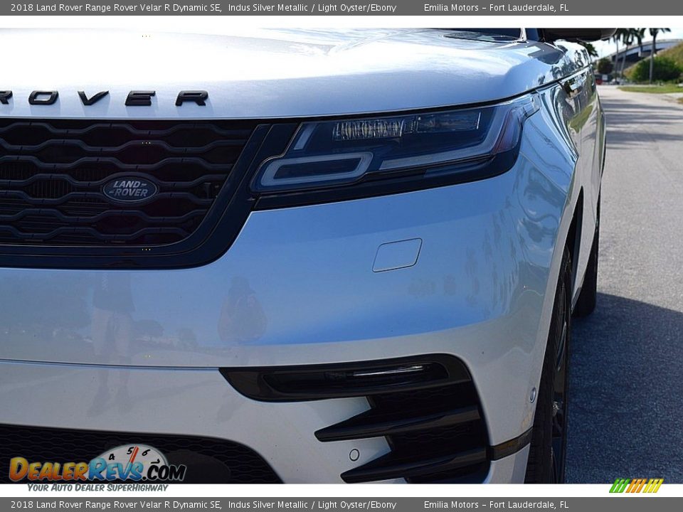 2018 Land Rover Range Rover Velar R Dynamic SE Indus Silver Metallic / Light Oyster/Ebony Photo #11