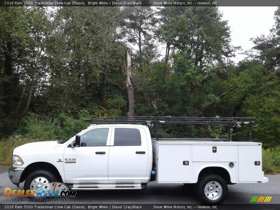 Bright White 2016 Ram 3500 Tradesman Crew Cab Chassis Photo #1