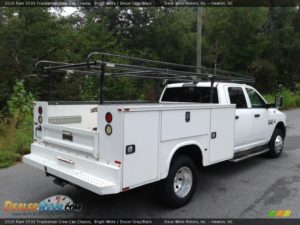 Bright White 2016 Ram 3500 Tradesman Crew Cab Chassis Photo #8