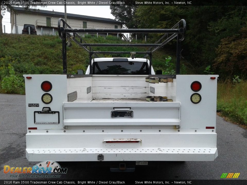 2016 Ram 3500 Tradesman Crew Cab Chassis Bright White / Diesel Gray/Black Photo #15